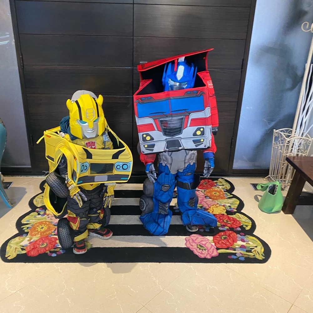 Bumblebee transformers costume size m (7-8)
